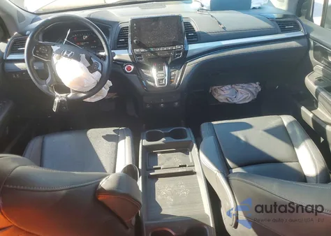 2023 Honda Odyssey Touring z USA, uszkodzony, nr VIN 5FNRL6H81PB051840